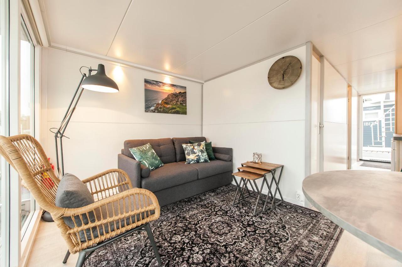 Вілла Tiny Floating House Ibiza Маастрихт Екстер'єр фото